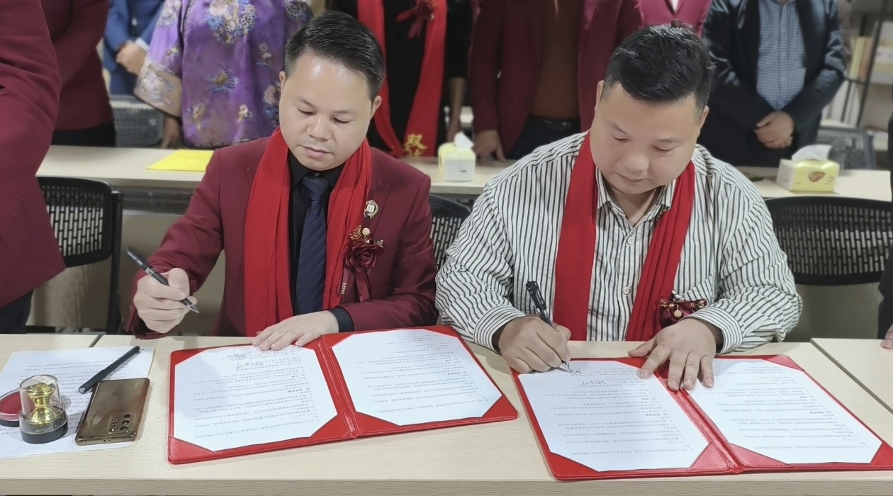 1770779159610873.jpg 1770779152100755.jpg